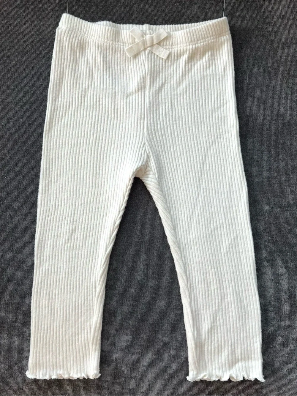 NWT Baby Gap Cream Ribbed Set Size 12-18 Months